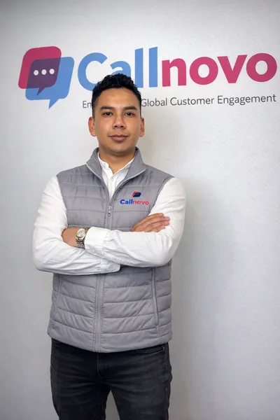 Callnovo support agent Diego — dedicated technical support professional